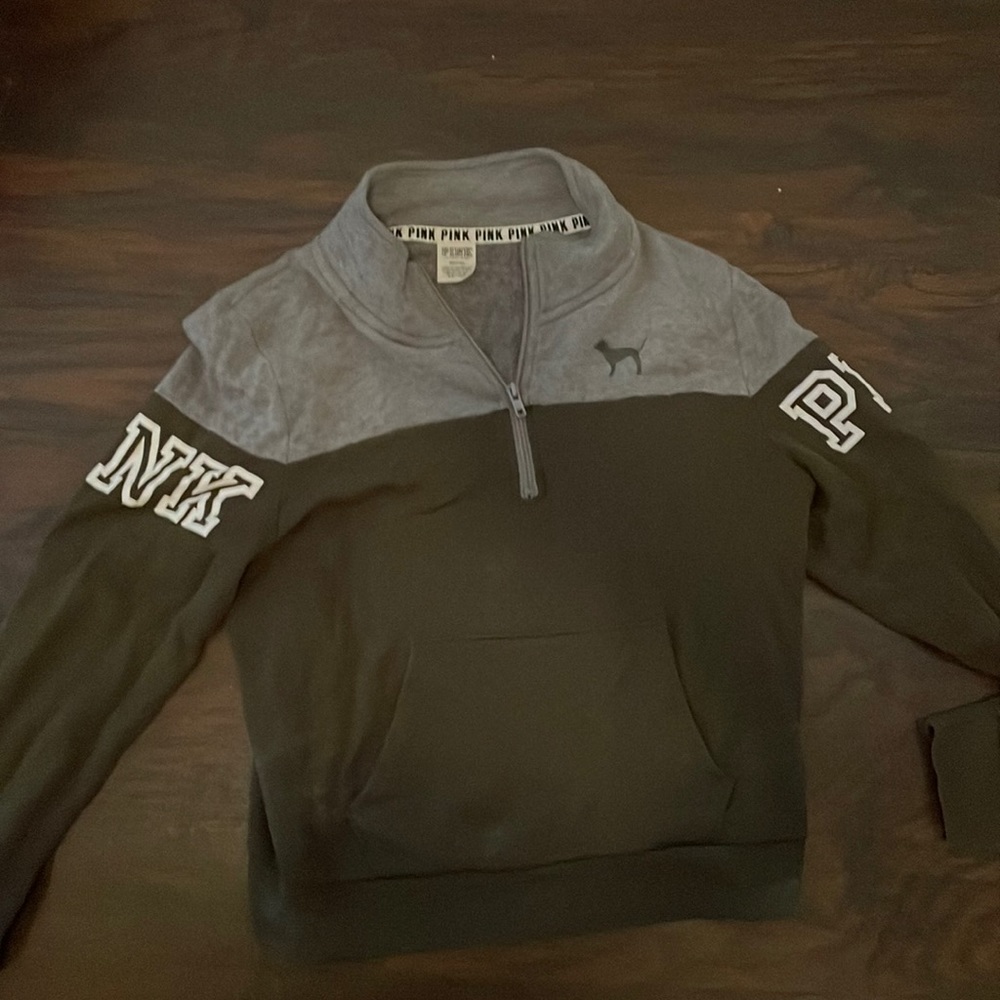 Medium Green and Grey Sweater Brand name Pink